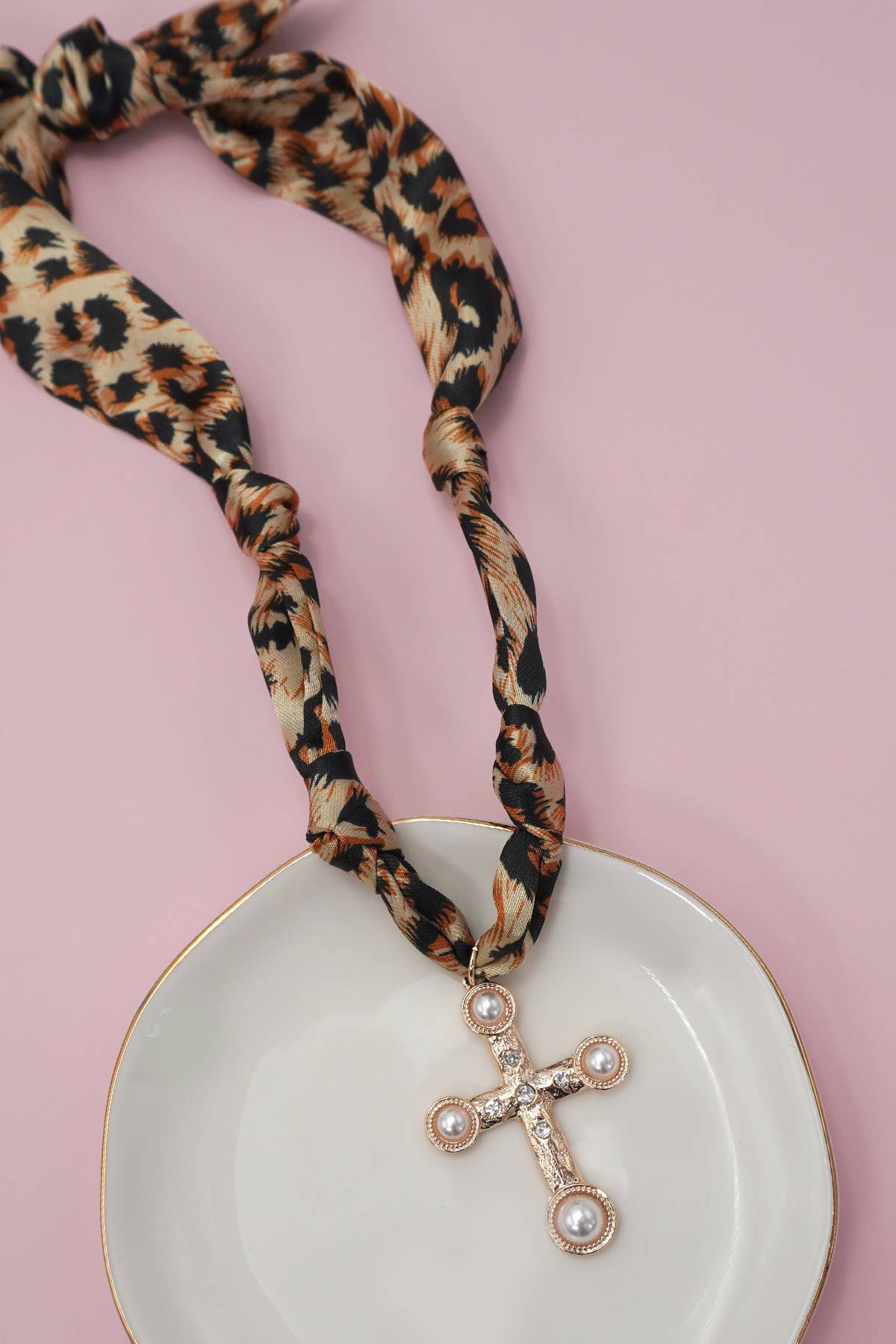 scarf necklace - cheetah/cross
