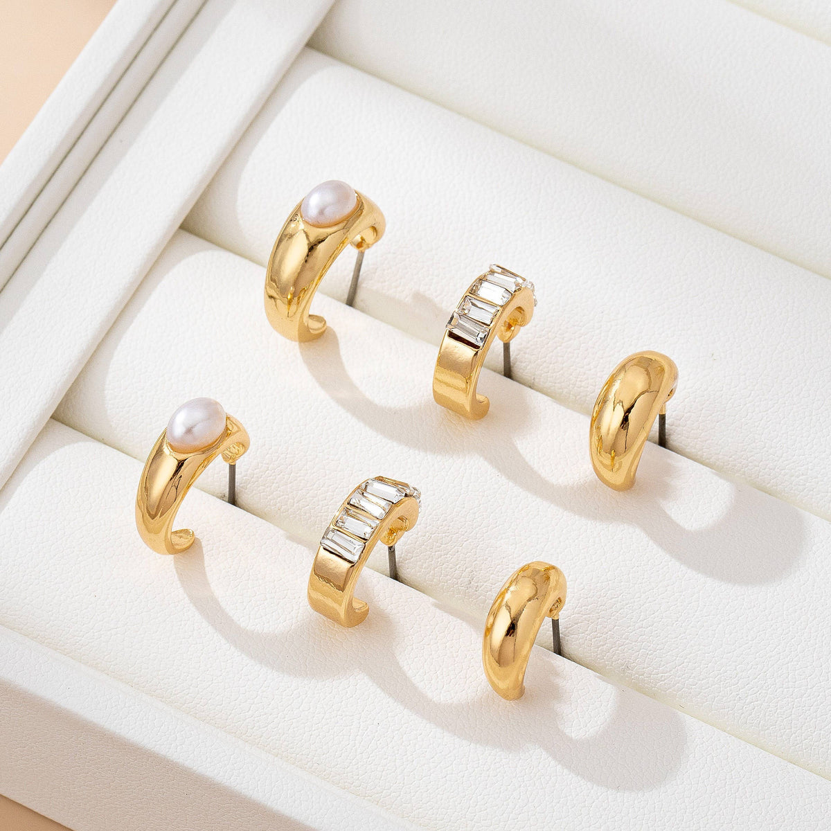 huggie hoop earring set