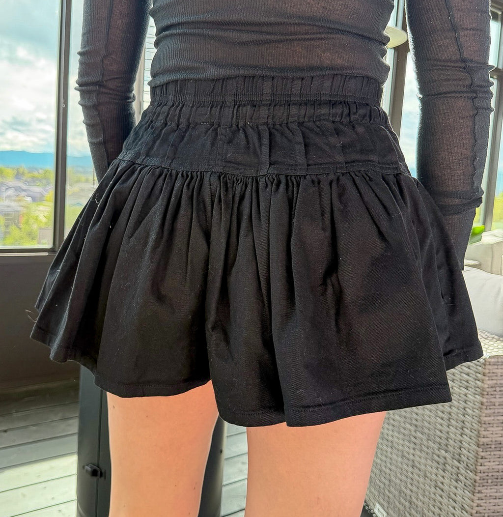 flutter button front shorts